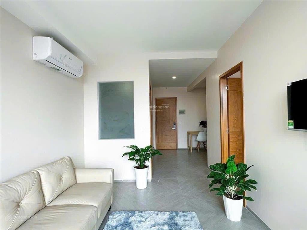 Cho thuê căn hộ dịch vụ 1pn ban công,máy giặt riêng,gần lotte mart,rmit,ufm,q1, q4,q8, cầu kênh tẻ