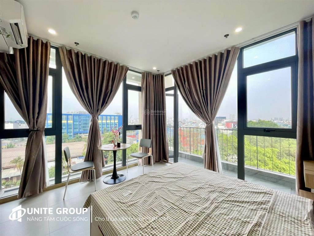 Cho thuê chdv full nt,cửa sổ, view đẹptrung tâm q7,gần lotte mart,tdtu,rmit,cresent mall,q1,4,8