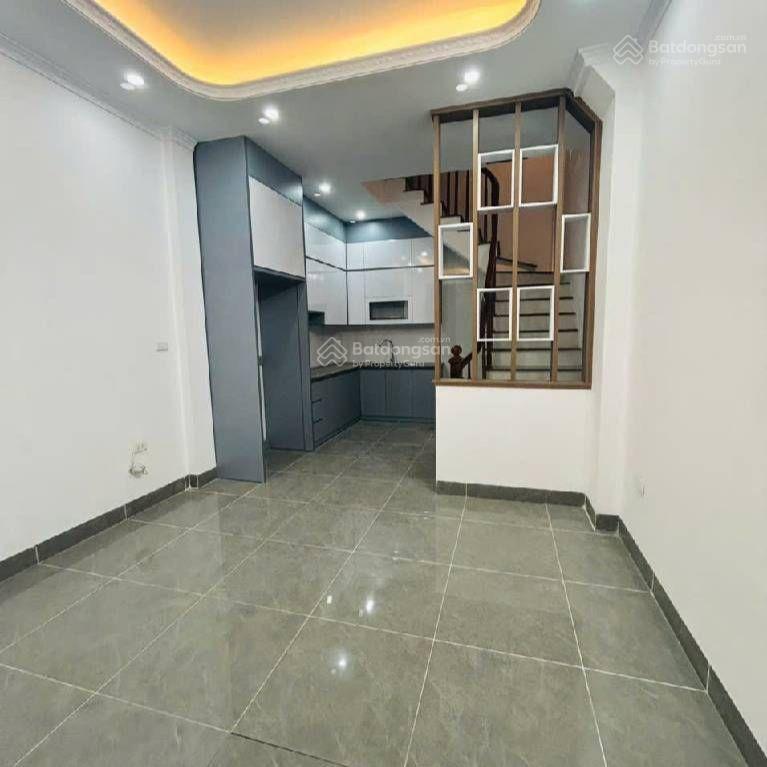 Chỉ 6 tỷ phú minh  33m2 5 tầng đẹp keeng  ô tô đỗ cửa  ngõ nông sát phố