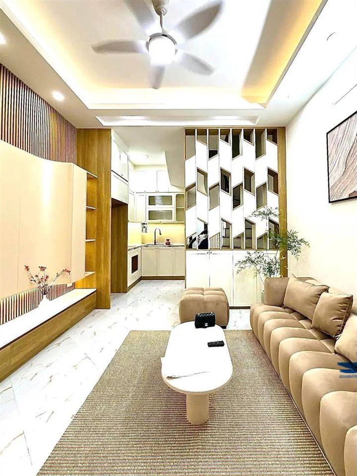 Nhà đẹp cầu diễn  chỉ 7 tỷ  5 tầng mới toanh  ở sướng đáng sống