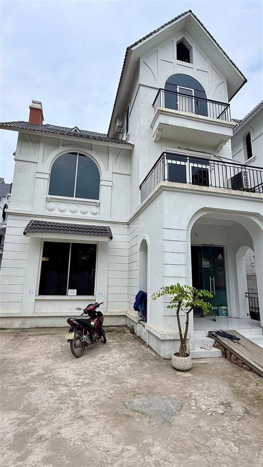 (mặt tiền 12m)  bán biệt thự geleximco lê trọng tấn, hoài đức, 240m2 x 4t, mt 12m, view công viên