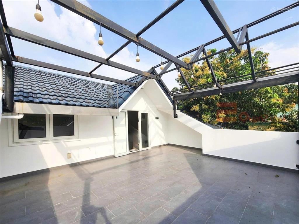 Biệt thự thảo điền nở hậu hiếm dt 304m² giá 105 tỷ