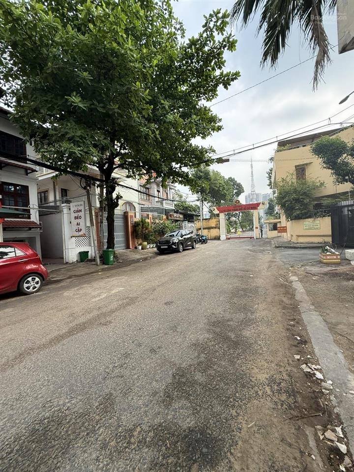 Siêu biệt thự vip quận 10 bề ngang lớn