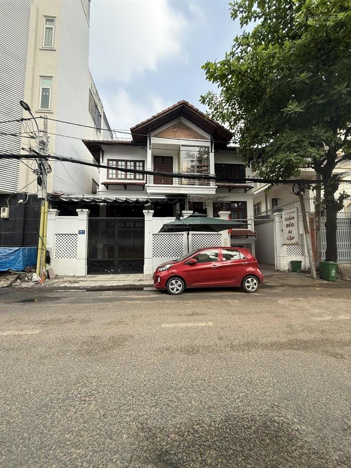 Siêu biệt thự vip quận 10 bề ngang lớn