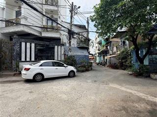 Nhà đẹp 4 tầng, gần mặt tiền bà hom, 4.6x8m, 3pn 4wc, giá 5.79 tỷ (tl)