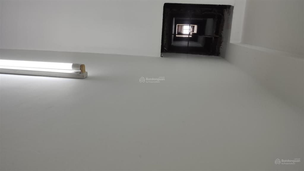 Nhà q6 gần ngã tư nguyễn văn luông  hậu giang, trệt 2 lầu, 5pn, 3wc, giá 5,3 tỷ