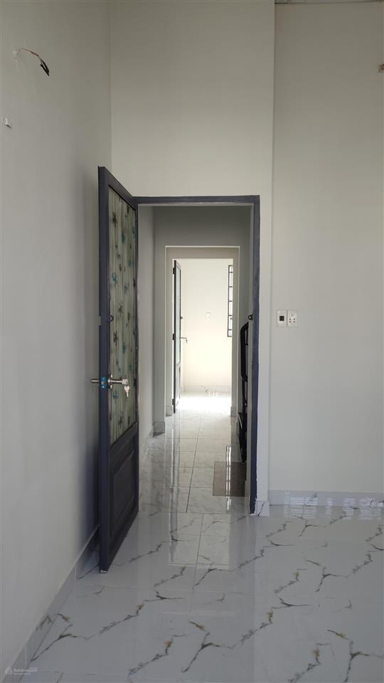 Nhà q6 gần ngã tư nguyễn văn luông  hậu giang, trệt 2 lầu, 5pn, 3wc, giá 5,3 tỷ