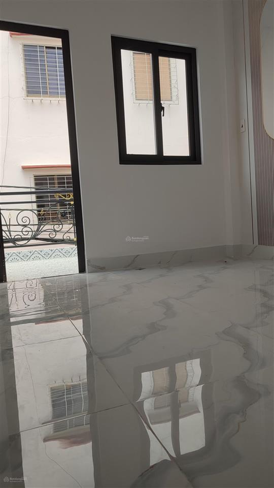 Nhà hẻm 3,5m văn thân, p8, q6, 44,1m, 2 tầng, 4pn, cách mặt tiền 30m.