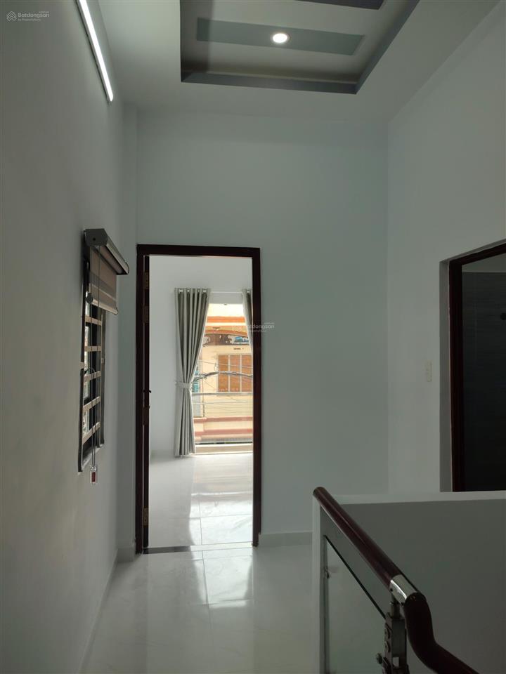 Căn góc 2 mặt tiền hẻm 7m, sát chợ bình trị đông, bình tân