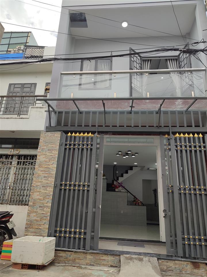Căn góc 2 mặt tiền hẻm 7m, sát chợ bình trị đông, bình tân