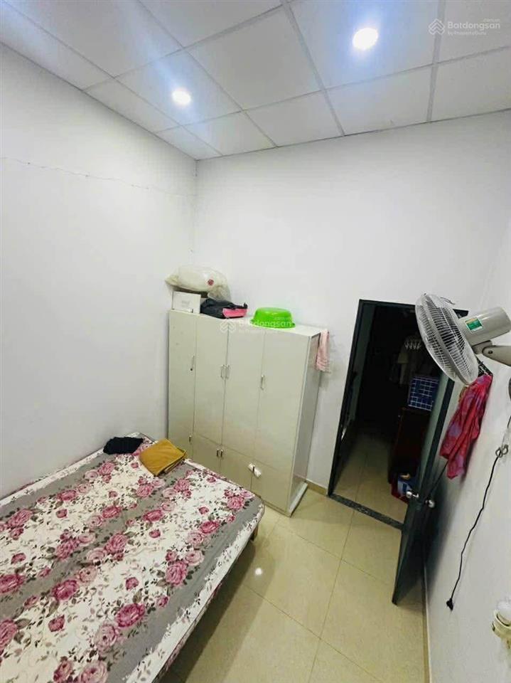 Nhà 2 tầng, hẻm xe tải 5m thông, sát ngã 4 cây da xà, p13, q6