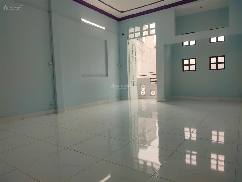 Nhà hẻm, ô tô ngủ trong nhà, gần chợ phú lâm, quận 6