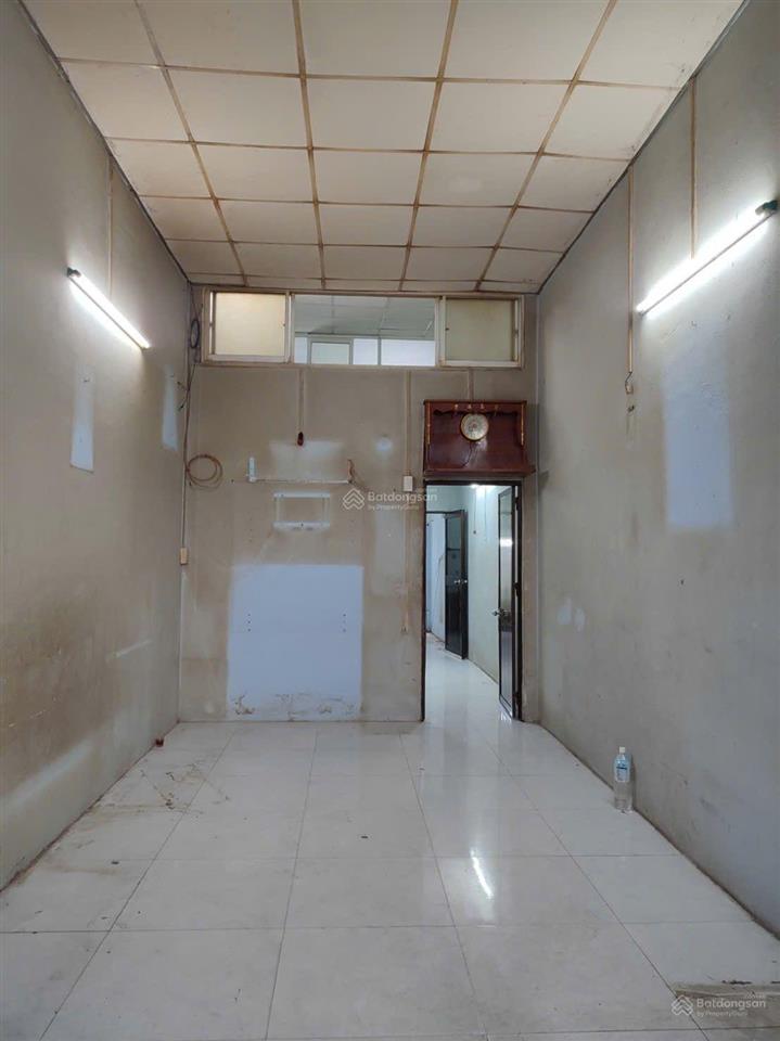 Hiếm! mua đất tặng nhà, hẻm ô tô, phường 14, quận 6