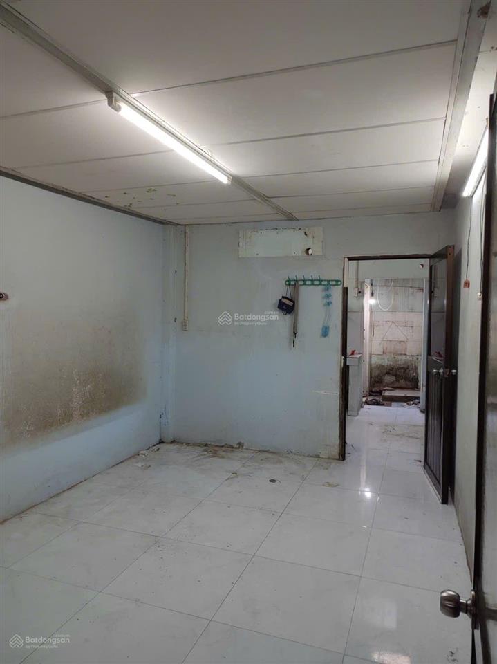 Hiếm! mua đất tặng nhà, hẻm ô tô, phường 14, quận 6