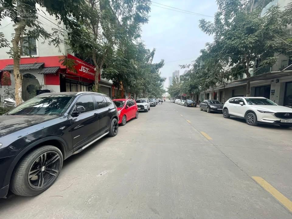 Nhỉnh 40 tỷ, bán liền kề b47 geleximco lê trọng tấn, hoài đức, lô góc, kinh doanh