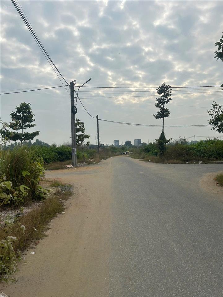 Long an  đất đường quốc lộ 50, ngay kdc tân mỹ, mỹ lệ, cần đước 104,5m2 giá chỉ 1,35 tỷ