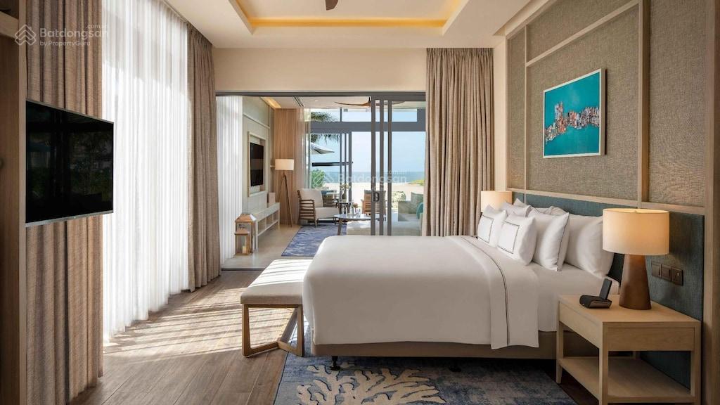 Cần bán căn villa 3pn/557m2 view biển melia hamptons hồ tràm full nội thất.  0908 982 ***