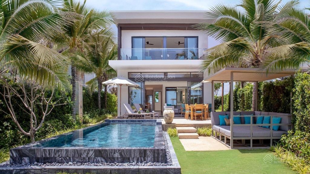 Cần bán căn villa 3pn/557m2 view biển melia hamptons hồ tràm full nội thất.  0908 982 ***