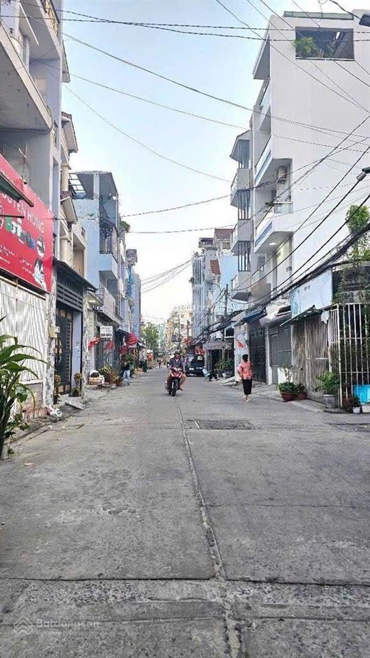 Mặt tiền 7m thông thoáng tiện kinh doanh sắt mặt tiền lê văn quới gần ngay 4 xã