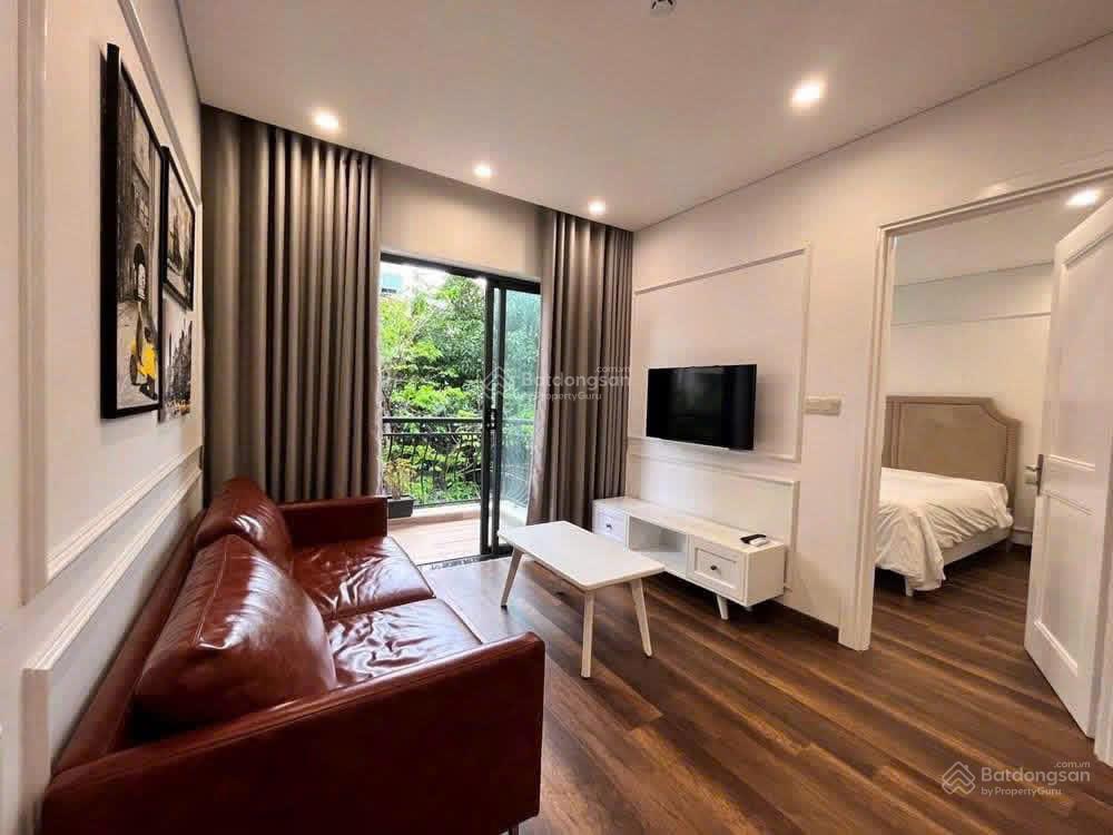 Căn hộ cho thuê full nội thất ngay trung tâm quận 1, đủ mọi tầm giá, thang máy  ban công