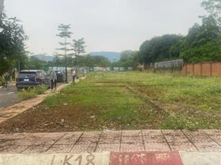 Bán gấp, rẻ hơn 300 triệu, lô góc, phân lô, ô tô đỗ cửa, trung tâm khu công nghê cao hòa lạc