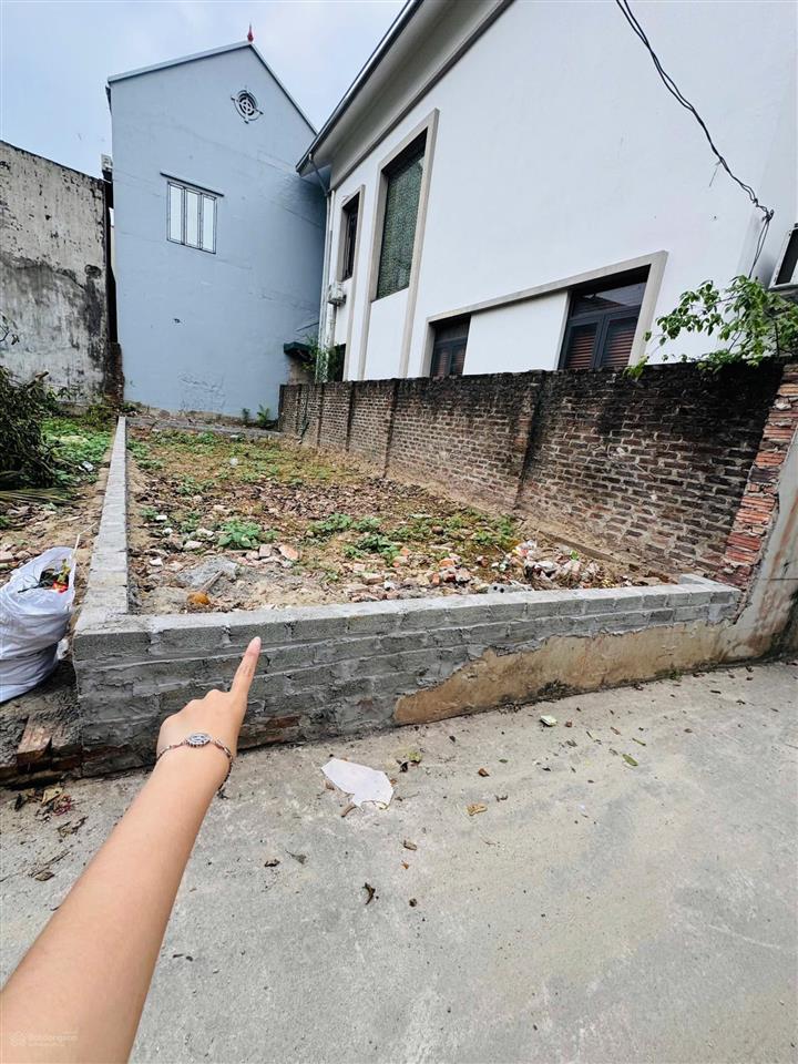 Bán đất tại xã dũng tiến, 3,7 tỷ, 60m2, mặt tiền 4.26m, ngõ rộng 3.5m, pháp lý đầy đủ