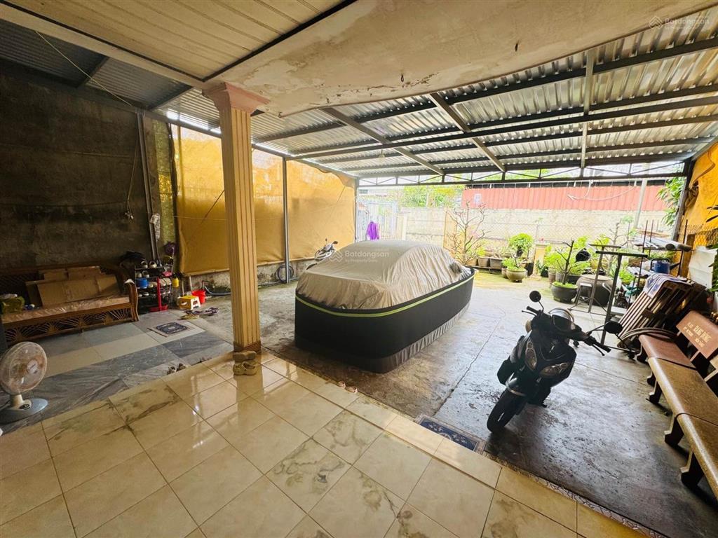 Bán lô đất tặng nhà 3 tầng ngay đường tên lửa nối dài dt 717m2 full thổ cư giá chỉ nhỉnh 34 tỷ