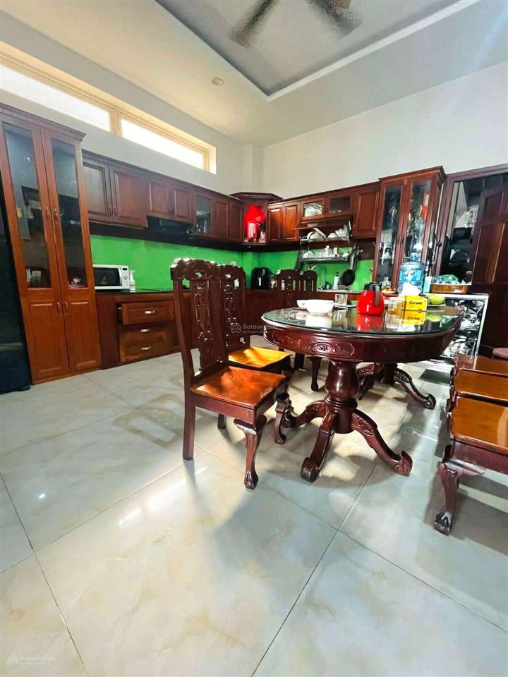 Bán chdv dòng tiền 50tr/tháng ngay khu tên lửa nối dày dt 6x20m, giá nhỉnh 10 tỷ