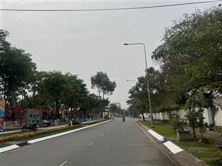 Cực hiếm  đất 5x22 trung tâm hành chính nhà bè nhỉnh 7tỷ 0962 657 ***