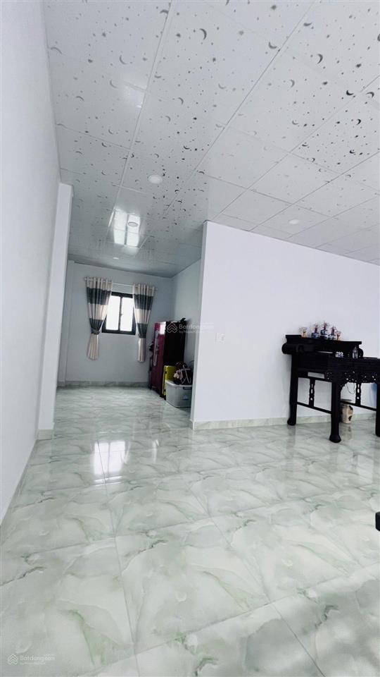 Nhà nguyễn văn tạo 120m² full thổ cư hxh chỉ 6.75 tỷ