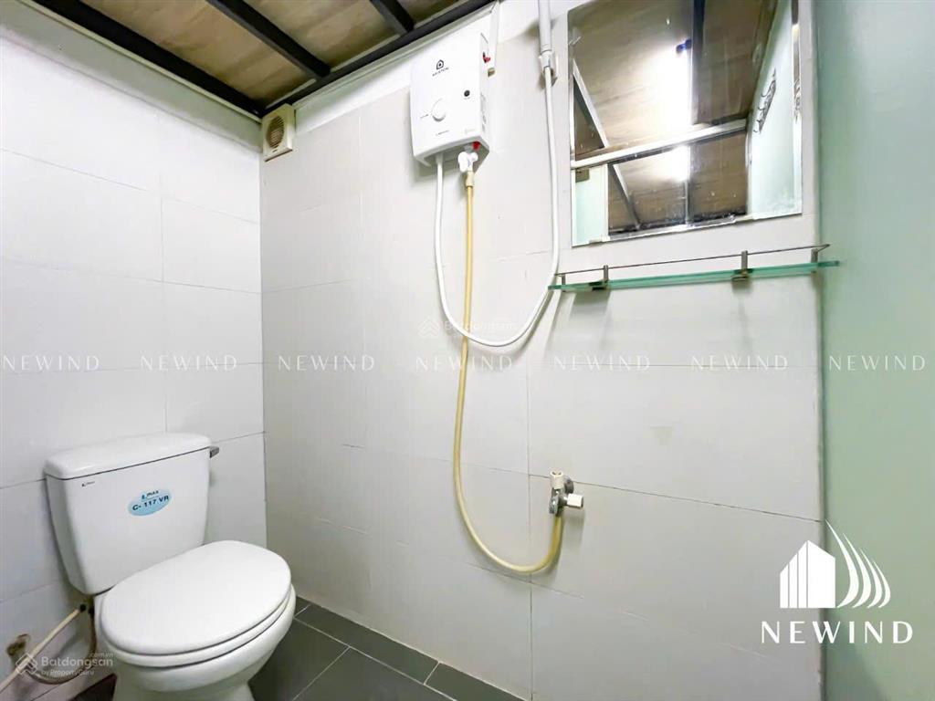 Cho thuê phòng trọ gác mới 100% gần phú mỹ hưng, đường ô tô tận nhà. gác cao free phí dịch vụ, wifi