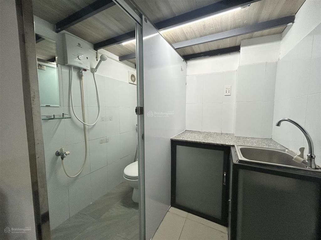 Cho thuê phòng trọ gác cao, thang máy, gần phú mỹ hưng, đường ô tô tận nhà. free phí dịch vụ, wifi