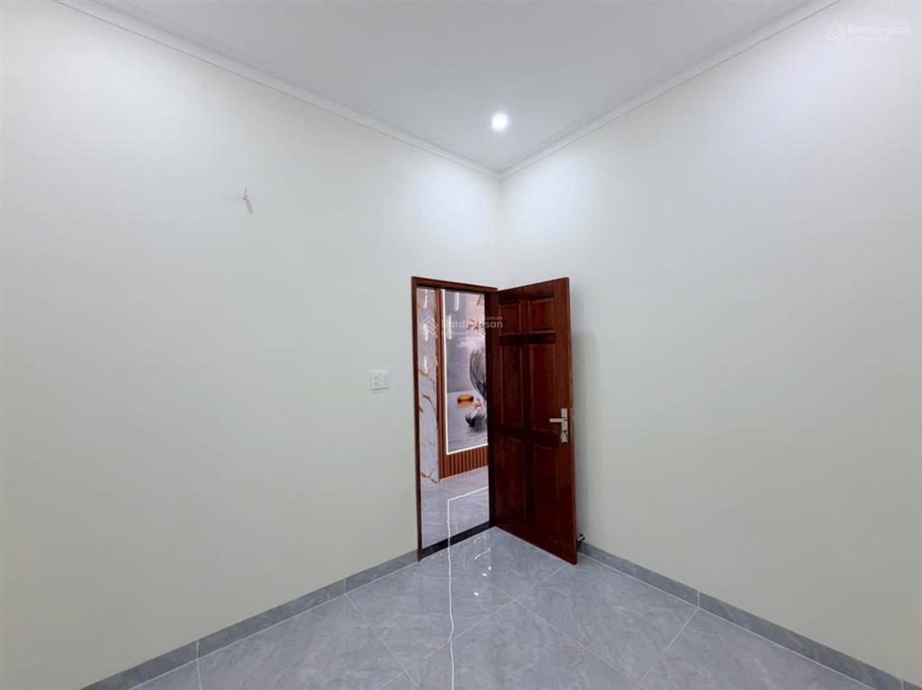 Chủ gửi bán nhà 1t1l (sổ hoàn công) vị trí ngay đường nguyễn tri phương chỉ 20m. giá chỉ 3,850 tỷ