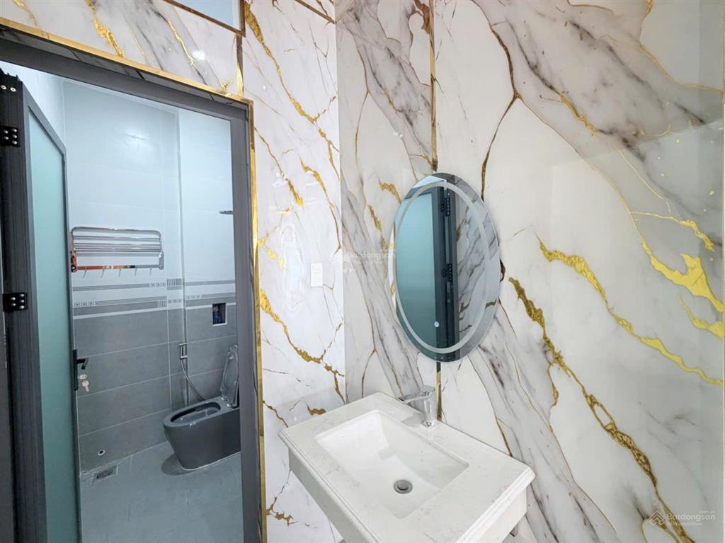 Chủ gửi bán nhà 1t1l (sổ hoàn công) vị trí ngay đường nguyễn tri phương chỉ 20m. giá chỉ 3,850 tỷ