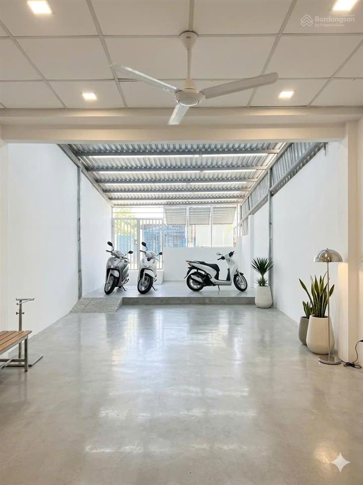 Hơn 50tr/m2  mặt tiền lê văn khương quận 12  lô góc  139m2  ngang 4.8m dài 30m  sẵn dòng tiền