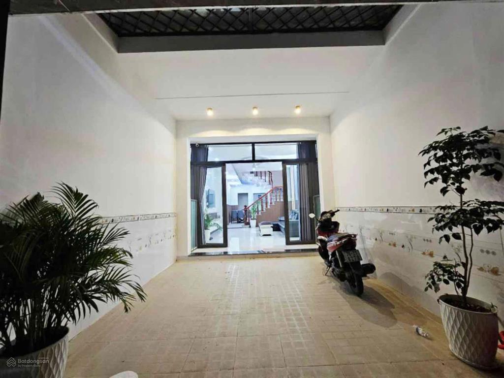 Tô ngọc vân  hẻm 6m  5 phút qua gò vấp  75m2  3 lầu hơn 5 tỷ