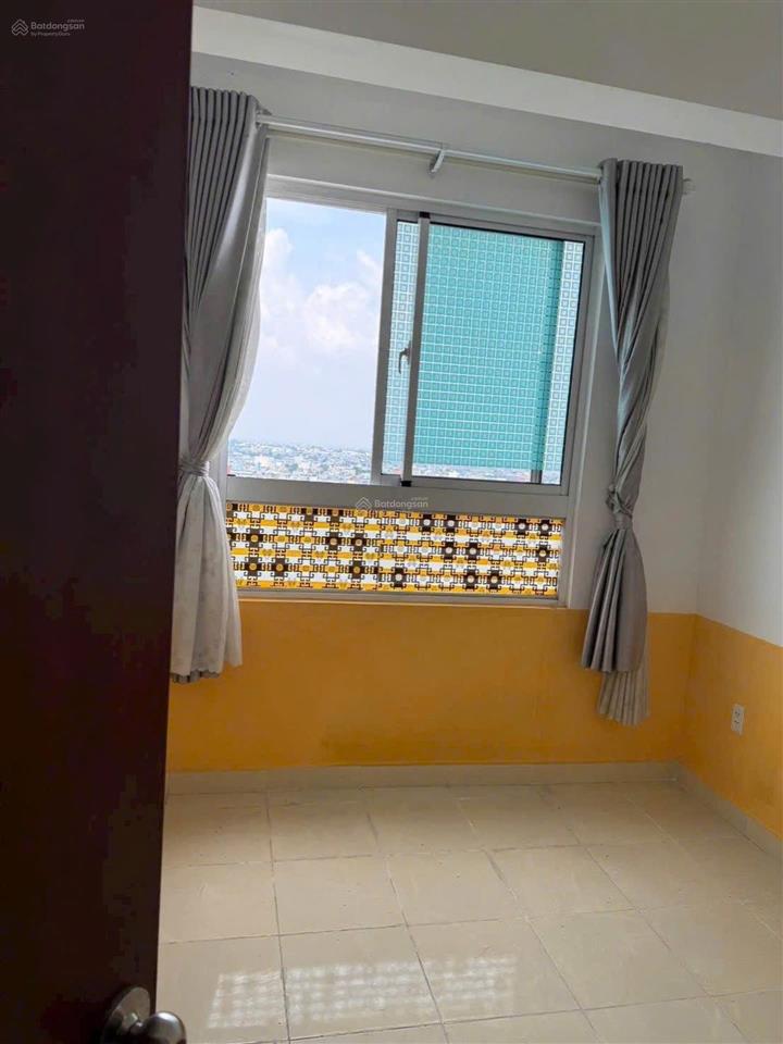Chung cư đông hải ngay tô ký chợ cầu ~50m²  3pn chỉ 2 tỷ đã có sổ