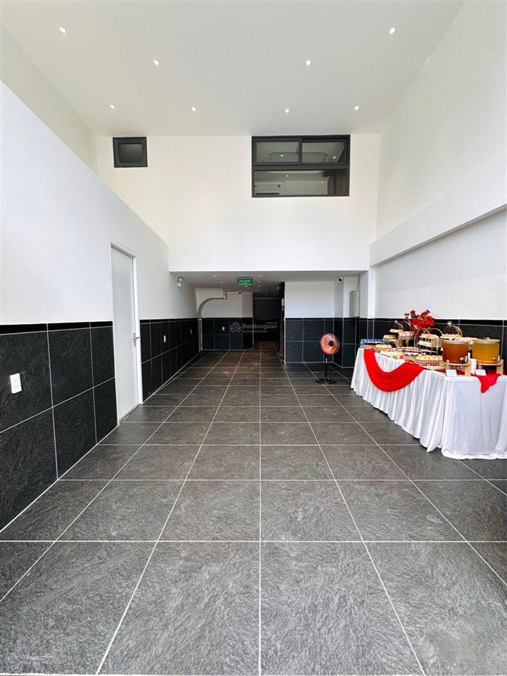 Giảm mạnh 1,3 tỷ homestay 18 phòng gò vấp 19,7 tỷ tl