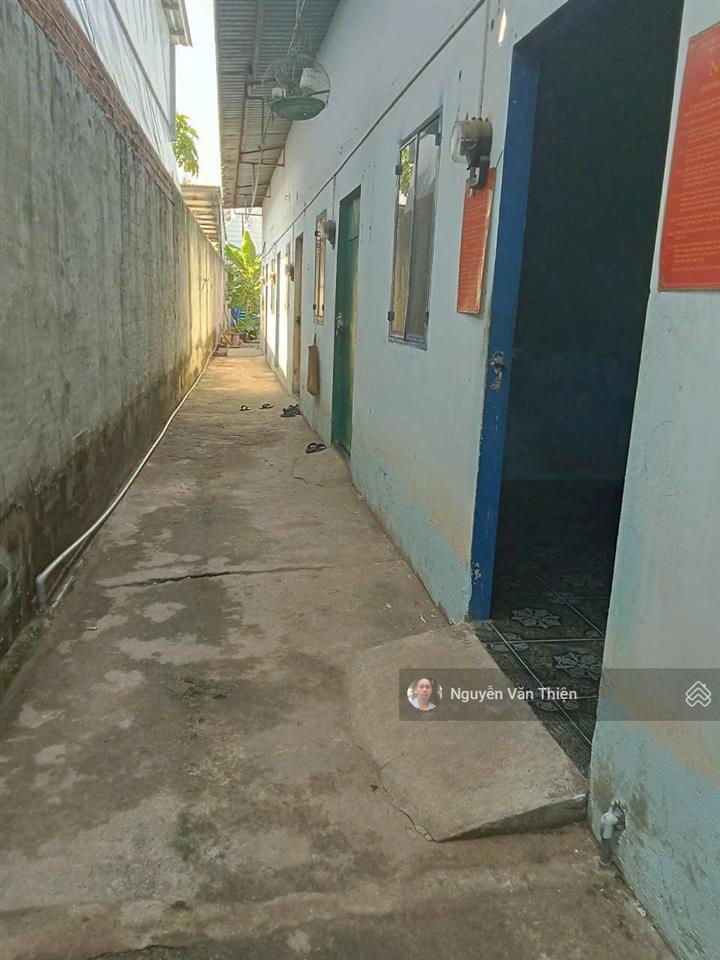 Nhà 181.5m dòng tiền sẵn gần quốc lộ 22 5 phòng trọ + kiot