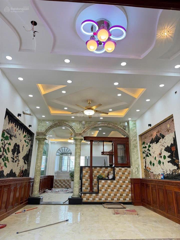 Mặt tiền giá rẻ nhất quận 12 ngang 4.5 dài 35m đúc 2 tấm bê tông cốt thép giá rẻ hơn trong hẻm