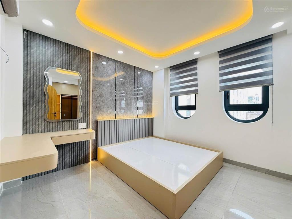 Nhà xây mới hoàn thiện vào ở ngay 5.5 dài 15m, giá 7.2 tỷ