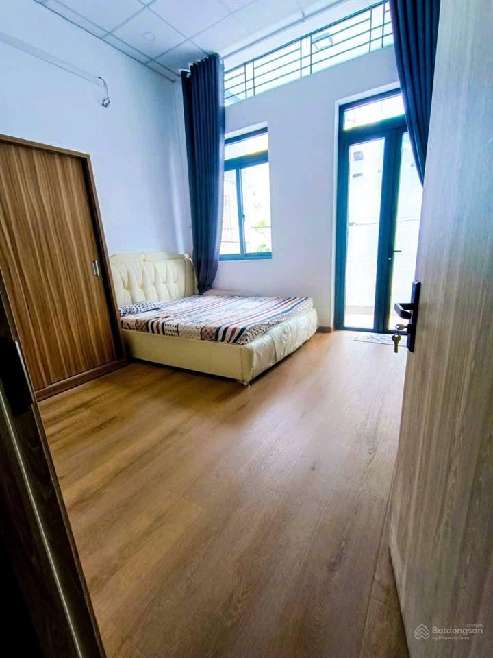 Bán nhà mặt tiền đường phường 9 gò vấp ngang 4 dài 16 giá 8,3 tỷ