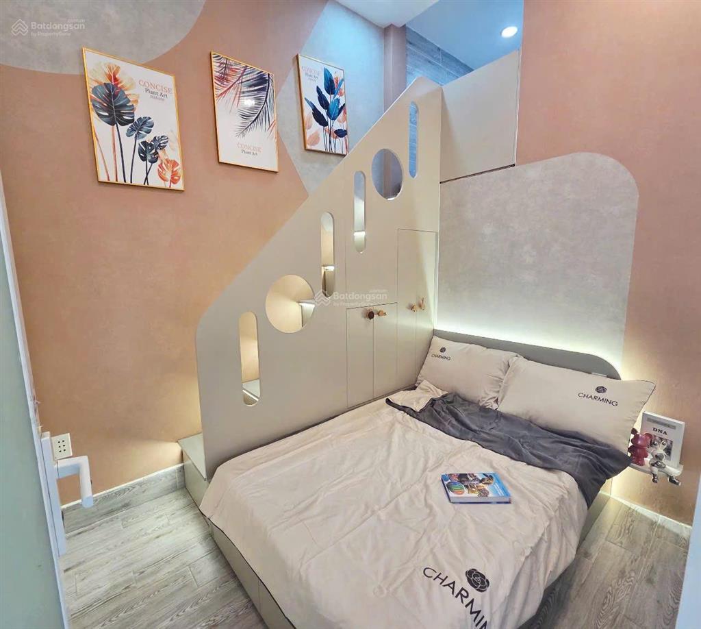 Nhà đẹp vào ở ngay chỉ 10 bước chân ra đường bờ sông vàm thuật, hẻm xe tải lớn ok