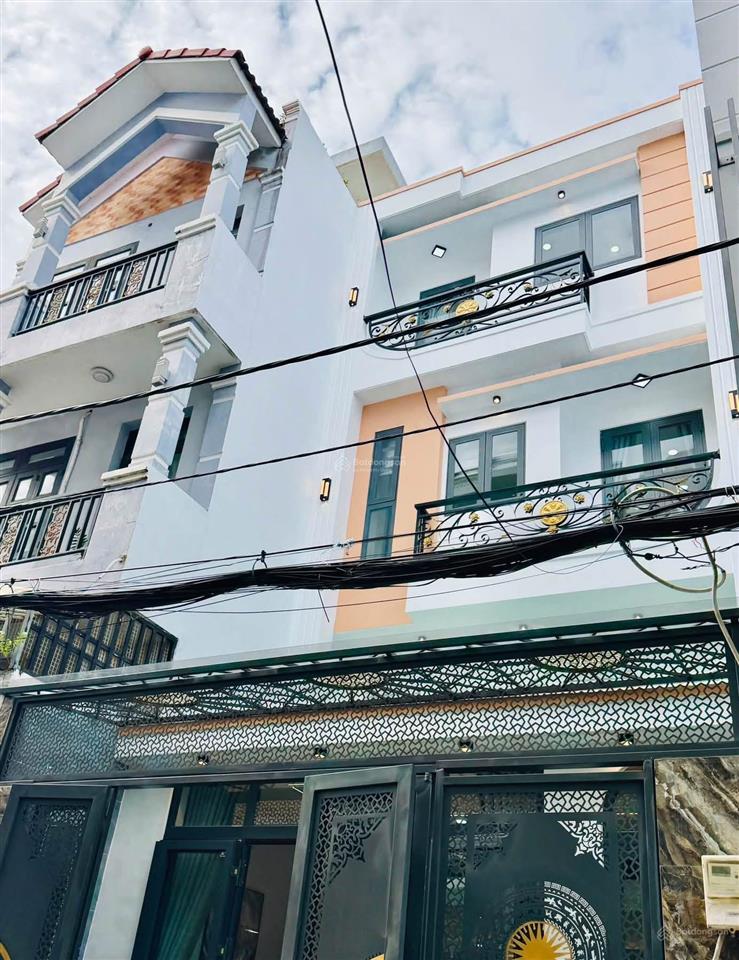 Nhà phố chính chủ 5x10 đúc 3 lầu đường quang trung gò vấp