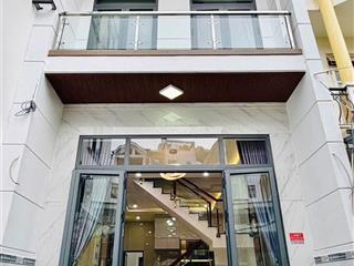 Bán nhà 4.4 x 18m 83m2 full nội thất mới đẹp giá chỉ 6 tỷ