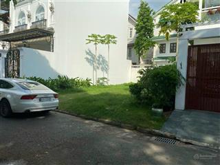 Gia đình định cư nước ngoài cần bán lô đất full thổ cư dt đẹp 119m2 tp thủ đức