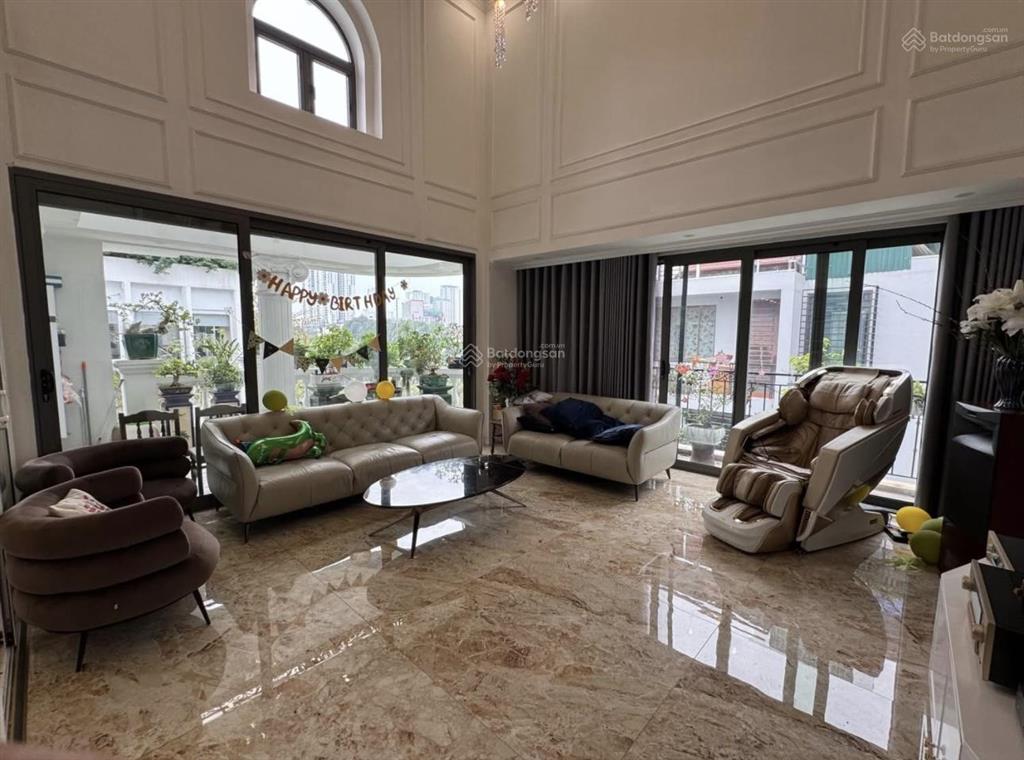 Siêu phẩm  lô góc  liền kề văn quán  dt100m  6 tầng  thang máy  vị trí đẹp  cc 0969 139 ***