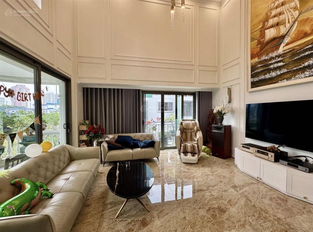 Siêu phẩm  lô góc  liền kề văn quán  dt100m  6 tầng  thang máy  vị trí đẹp  cc 0969 139 ***
