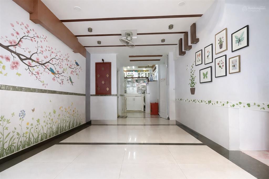Bán nhà hoàng hoa thám bình thạnh 4x10 4 tầng btct nhà mới hẻm xe hơi