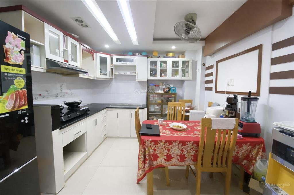 Bán nhà hoàng hoa thám bình thạnh 4x10 4 tầng btct nhà mới hẻm xe hơi